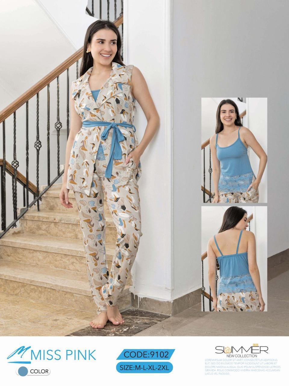 Miss Pink - 3-Piece Abstract Print Robe, Cami & Pants Set | طقم 3 قطع روب وكاميه وبنطلون بطبعة مجرّدة